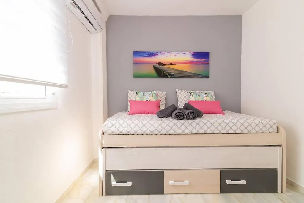 Maravilloso Apt 3Bdr,50M From Beach Benalmadena