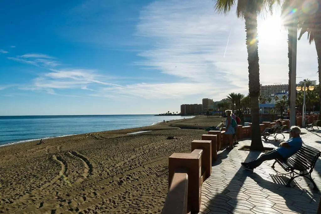 Maravilloso Apt 3Bdr,50M From Beach Benalmadena
