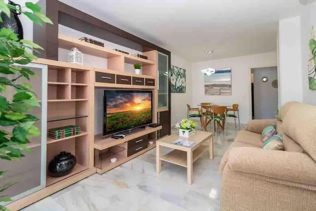 Maravilloso Apt 3Bdr,50M From Beach Benalmadena